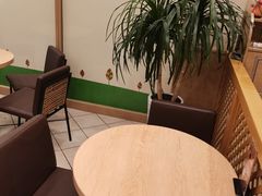 用餐区-德克士(交城金帝店)
