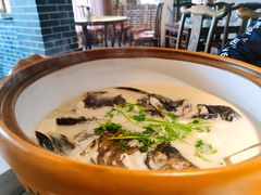 白汤有机鱼头-千岛湖小鱼儿·淳安匠心农家菜