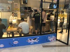 门面-一鸣真鲜奶吧(万地店)