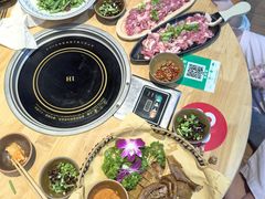 -苗阿哥酸汤牛肉火锅(体育场店)