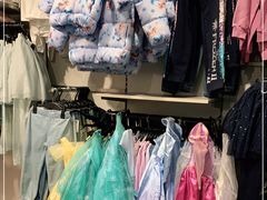 -H&M(天一广场店)
