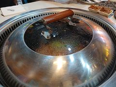 -哈尔滨烧烤·山河村铁锅炖(交大店)