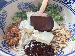 -蜗牛小馆醉乡民谣云南菜(惠新西里店)