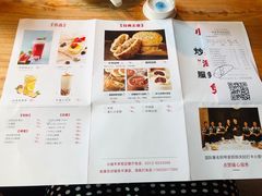 -小放牛炒菜馆(军校店)