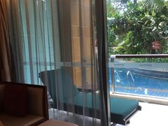 -三亚湾海居铂尔曼度假酒店