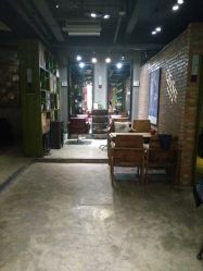 -In Style Hair Salon