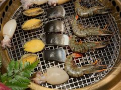 -铭牛烧肉·和牛海鲜自助(高新月牙湖店)