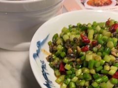 -小菜园新徽菜(宜兴八佰伴店)