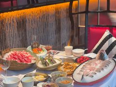 -泓炙颐凤鲜海鲜火锅料理(桐乡店)