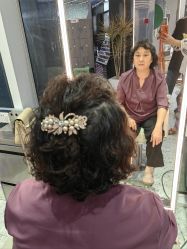 -PE SALON 