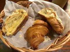 杏仁羊角-麦田工坊(月湖店)