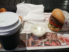 乌龙-The Habit Burger Grill 哈比特汉堡(爱琴海店)
