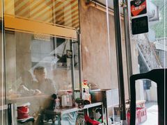 门面-沪西老弄堂面馆(定西路店)