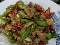 农家小炒肉-老农民柴火灶鲜鱼馆