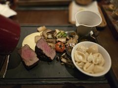 -恰餐厅及酒吧 CHAR Bar & Grill (北京丽都皇冠假日店)