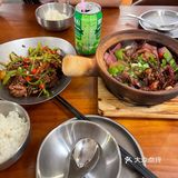 在鲜眉毛吃的杂锅还是很不错的[点赞]