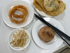 油饼-老磁器口豆汁店(天坛店)