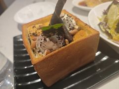 -峨嵋小镇·川菜(勒泰中心店)