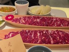 -左庭右院鲜牛肉火锅(金山万达店)