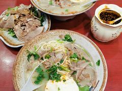 -金杨拉面王小吃面馆·牛三宝面·红烧牛肉粉