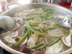 -老石黑山羊毛驴肉火锅(金凯广场店)