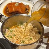 中山路这家海鲜泡饭好好吃啊啊啊[流泪]一定要来！