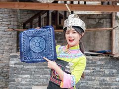 -高荡千年布依古寨旅游景区