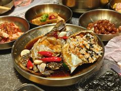 -草家酱蟹炭火烤肉店(珲春南路二店)
