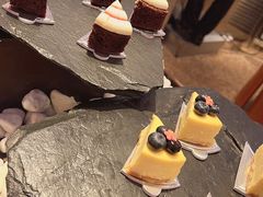 -咖啡苑自助餐厅·中国大饭店