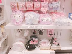 -三丽鸥(北京荟聚店)