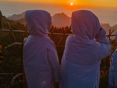 -黄山光明顶山庄