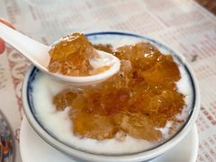 桃胶凤凰奶-周大娘牛乳(旧寨古村总店)