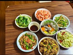 -乐禧母婴全自营月嫂(宝山店)