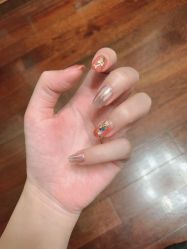 -手牵手美甲