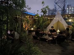 -拖板鞋咖啡旅行酒店(春熙路地铁站店)