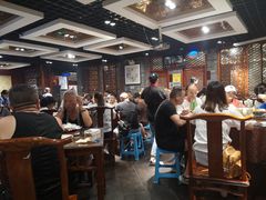 大堂-老兰家传统烧烤炒菜泡馍(小南门店)