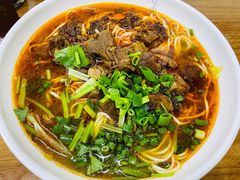 牛肉面-耙豌豆重庆小面