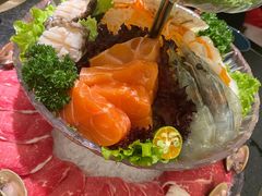 海陆拼盘-湊湊火锅·茶憩(打浦桥日月光店)