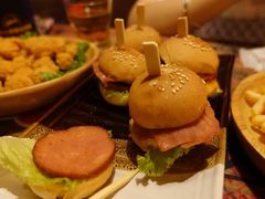 -Helens海伦司小酒馆(津湾广场店)