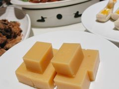 豌豆黄-四季民福烤鸭店(外滩外白渡桥店)