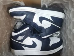 -吾净球鞋奢侈品洗护修复中心(汉街SKP店)