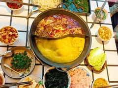 -朱光玉火锅馆(小寨原力场店)