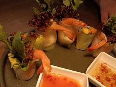 越南传统生包鲜虾春卷-来龙里 精致 东南亚餐室(万象城店)