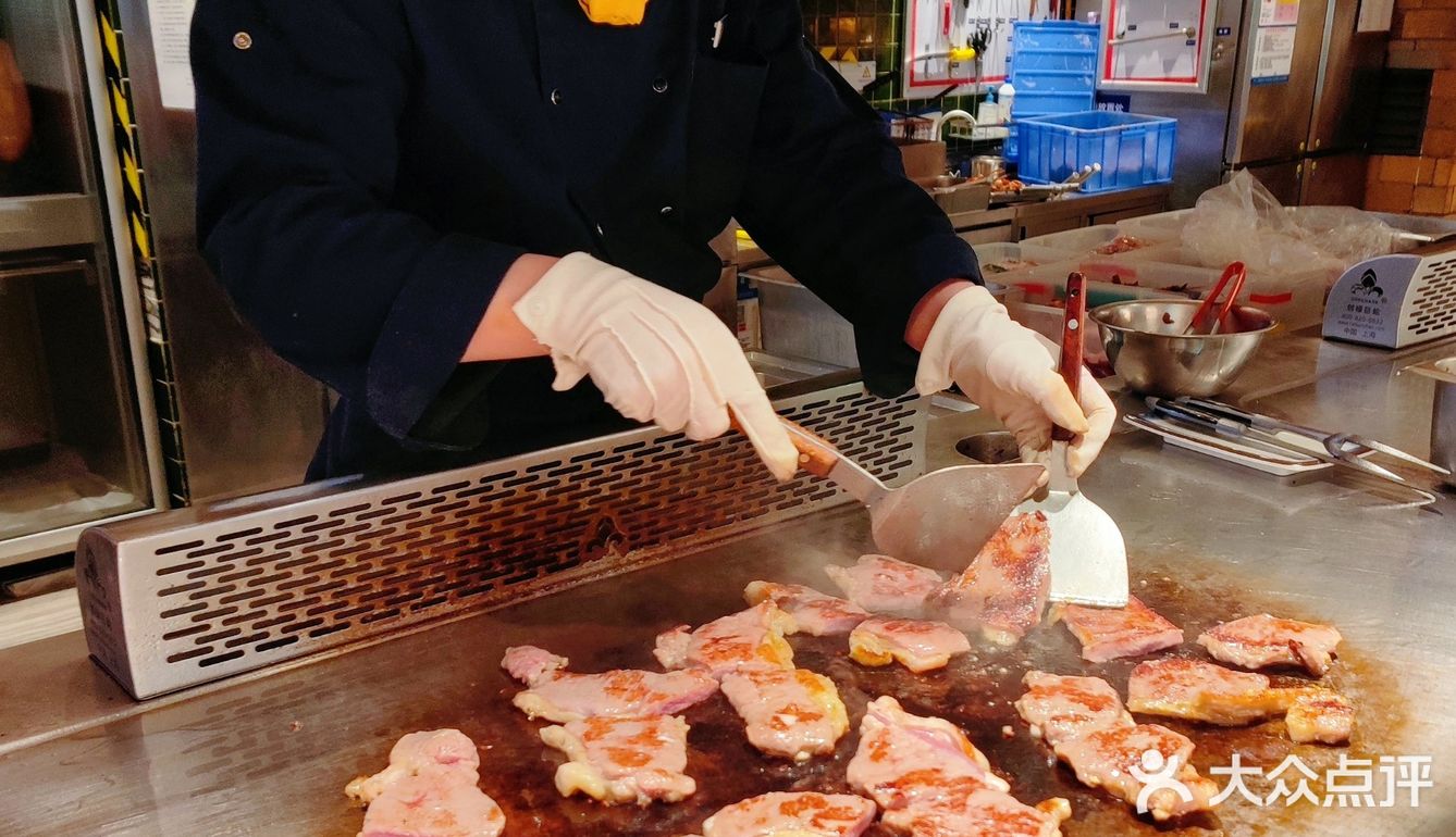 OMG！这家亚马逊自助餐厅真的可以吃回本