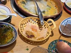 -洱火云南酸菜牛肉火锅(石景山当代商城店)