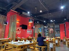 -牛华八婆麻辣烫(龙湖U城店)