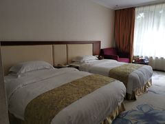 -凯旋假日酒店(从化城建学院店)