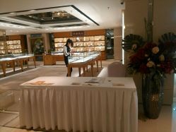 -北京七彩云南翡翠珠宝旗舰店(月坛店)