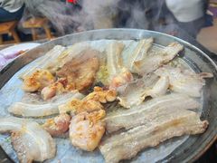 -焱味真•韩牛自助烤肉(大学城店)