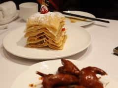 招牌玻璃皮乳鸽-北京厨房(SKP店)